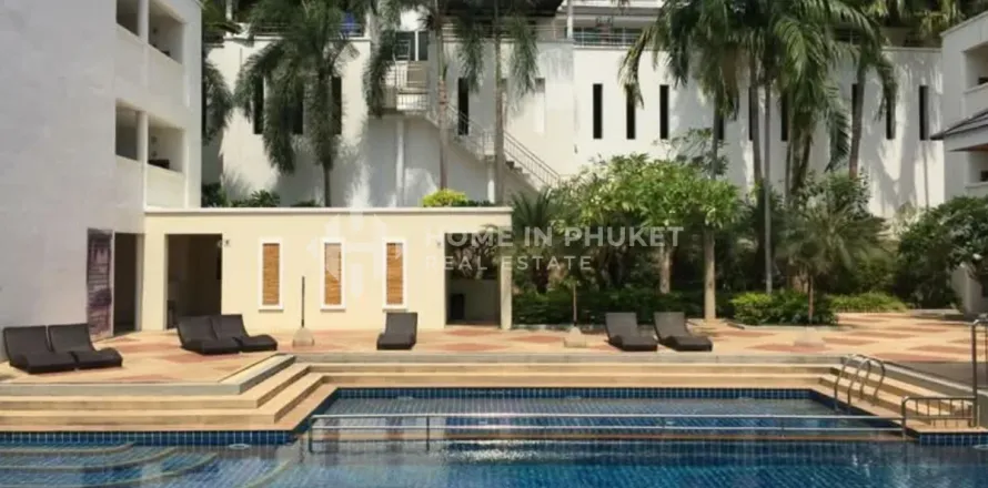 Condo in Phuket, Thailand, 2 bedrooms  № 209625