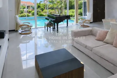 House in Rawai, Thailand 4 bedrooms № 209627 - photo 4