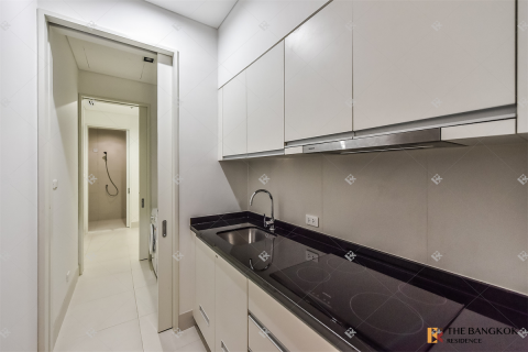 Condo in Bangkok, Thailand, 2 bedrooms  № 187577