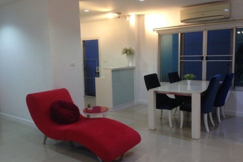 Таунхаус в Правете, Бангкок, Таиланд с 4 спальнями  № 139315 - фото 5