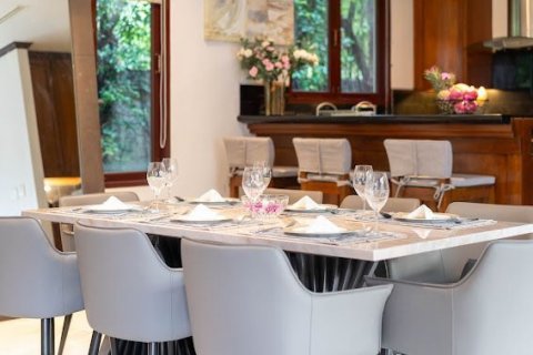 Villa in Phuket, Thailand 5 bedrooms № 139318 - photo 25