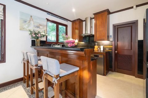 Villa in Phuket, Thailand 5 bedrooms № 139318 - photo 24