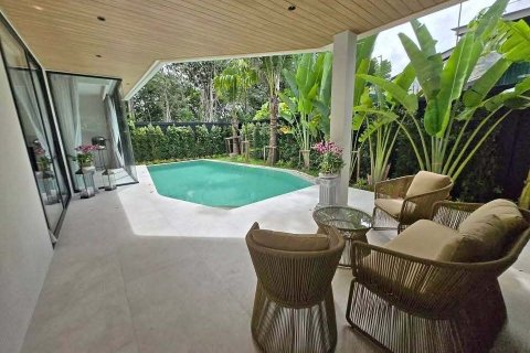 Villa in Phuket, Thailand 3 bedrooms № 162175 - photo 2