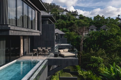 Villa in Phuket, Thailand 4 bedrooms № 162173