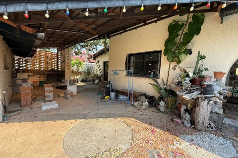 Villa in Pattaya, Thailand 5 bedrooms № 160329 - photo 6