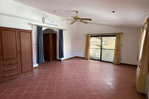 Villa in Pattaya, Thailand 5 bedrooms № 160329 - photo 16