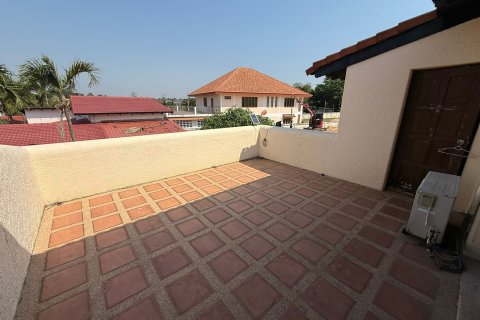 Villa in Pattaya, Thailand 5 bedrooms № 160329 - photo 18