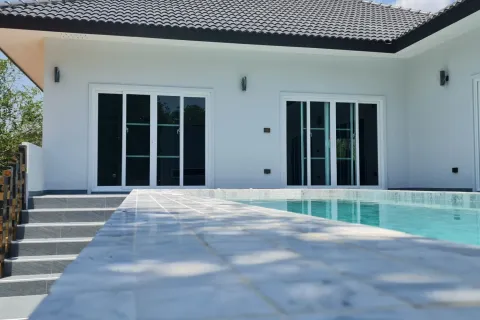 Villa in Chiang Rai, Thailand 4 bedrooms № 160324 - photo 9