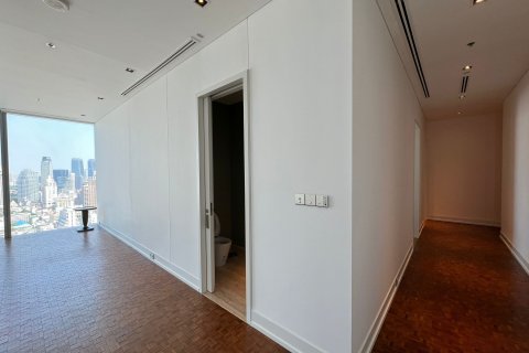 Condo à Bang Rak, Bangkok, Thaïlande, 2 chambres  № 160328 - photo 22