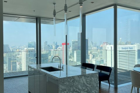 Condo à Bang Rak, Bangkok, Thaïlande, 2 chambres  № 160328 - photo 25