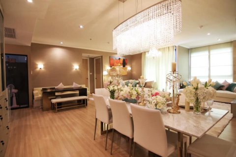 Кондоминиум с 3 спальнями в Сатхоне, Бангкок, Таиланд № 143722 - фото 7