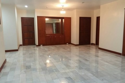 Кондоминиум с 2 спальнями в Бангкоке, Таиланд № 143819 - фото 2