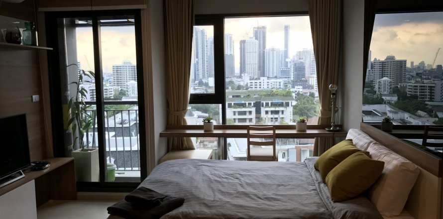 Condo in Bangkok, Thailand, 1 bedroom  № 143818