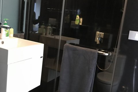 Condo in Bangkok, Thailand, 1 bedroom  № 143818 - photo 9