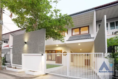 Townhouse à Watthana, Bangkok, Thaïlande 3 chambres № 215438