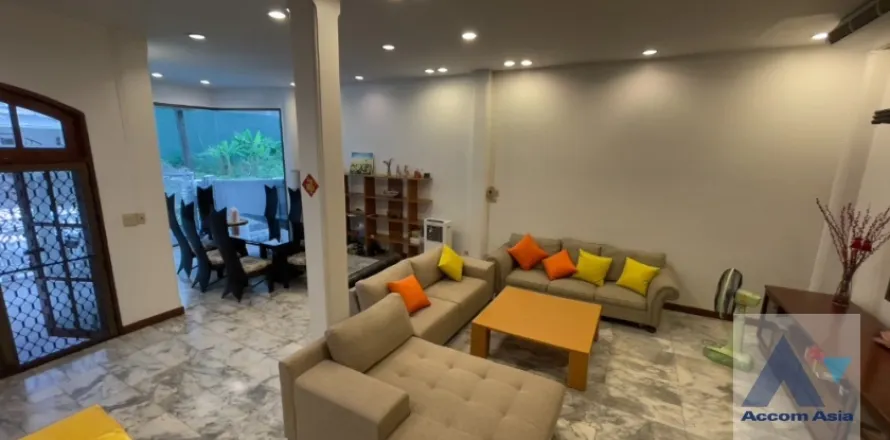 Haus in Watthana, Bangkok, Thailand 4 Schlafzimmer № 215436