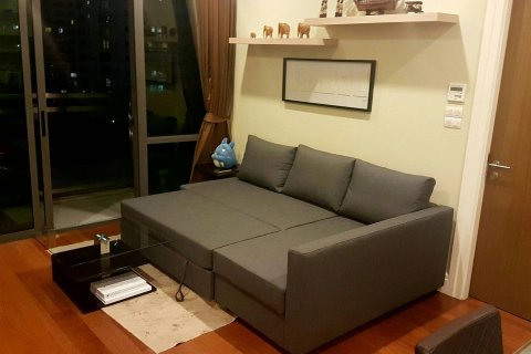 Condo in Bangkok, Thailand, 2 bedrooms  № 144194 - photo 13