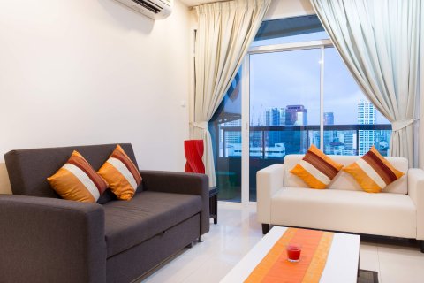 Кондоминиум с 2 спальнями в Бангкоке, Таиланд № 144168 - фото 8