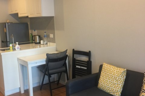 Condo in Bangkok, Thailand, 1 bedroom  № 144166 - photo 2