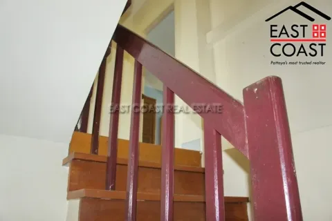 Casa de 3 dormitorios en Jomtien Beach, Pattaya, Tailandia № 213833 - foto 14