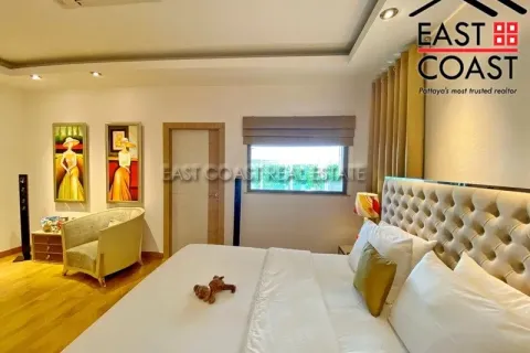 Haus in Pattaya, Thailand 4 Schlafzimmer № 213836 - Foto 24