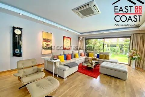 Haus in Pattaya, Thailand 4 Schlafzimmer № 213836 - Foto 10