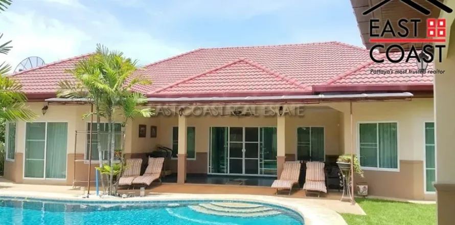 Casa de 4 dormitorios en Pattaya, Tailandia № 213831