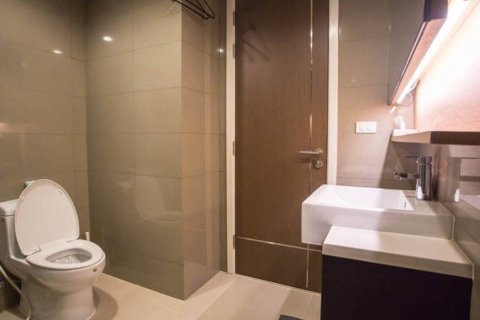 Condo in Bangkok, Thailand, 1 bedroom  № 143700 - photo 4