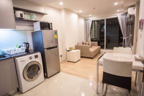 Condo in Bangkok, Thailand, 1 bedroom  № 143700 - photo 2