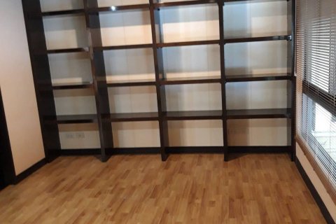 Condo in Bangkok, Thailand, 2 bedrooms  № 143502 - photo 7