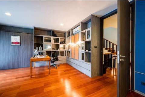 Townhouse à Bangkok, Thaïlande 4 chambres № 143503 - photo 27