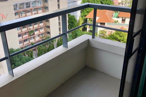 Кондоминиум с 2 спальнями в Сатхоне, Бангкок, Таиланд № 143698 - фото 13