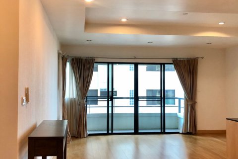 Кондоминиум с 2 спальнями в Сатхоне, Бангкок, Таиланд № 143698 - фото 2