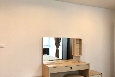 Кондоминиум с 2 спальнями в Сатхоне, Бангкок, Таиланд № 143698 - фото 10