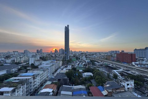 Кондоминиум с 2 спальнями в Бангкоке, Таиланд № 156386 - фото 15