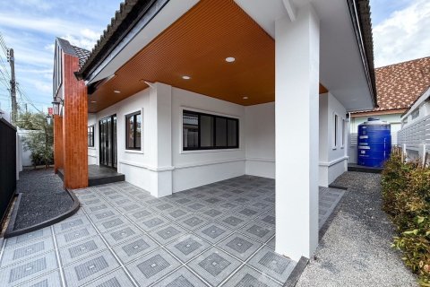 House in Phuket, Thailand 3 bedrooms № 156383 - photo 5