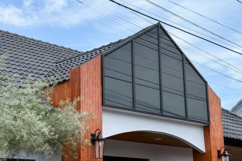 House in Phuket, Thailand 3 bedrooms № 156383