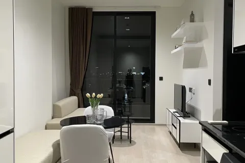 Кондоминиум с 2 спальнями в Кхлонг Сане, Бангкок, Таиланд № 148305 - фото 2