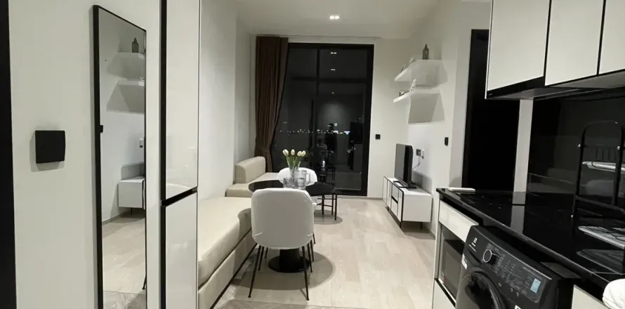 Кондоминиум с 2 спальнями в Кхлонг Сане, Бангкок, Таиланд № 148305