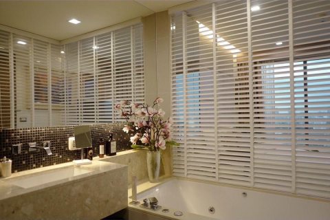 Кондоминиум с 2 спальнями в Банг Раке, Бангкок, Таиланд № 163315 - фото 9