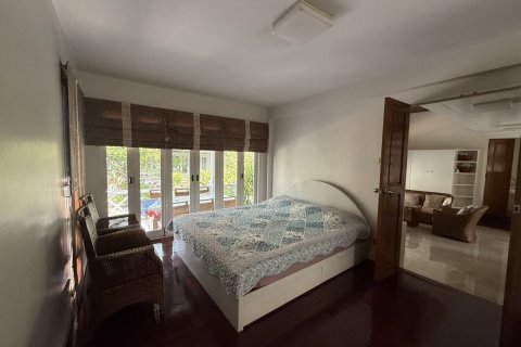 Villa in Hua Hin, Thailand 5 bedrooms № 163318 - photo 10