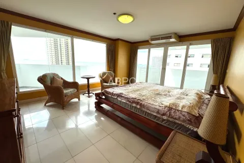 Condominio de 4 dormitorios en Jomtien Beach, Pattaya, Tailandia № 211666 - foto 5