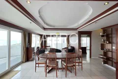 Condominio de 4 dormitorios en Jomtien Beach, Pattaya, Tailandia № 211666 - foto 11