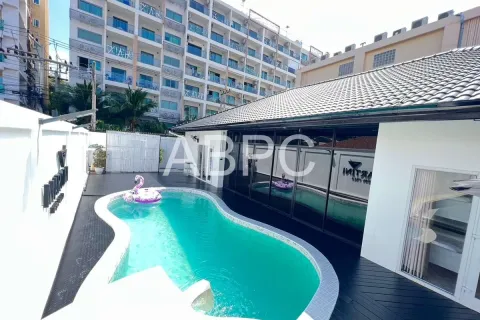 Casa de 3 dormitorios en Pattaya, Tailandia № 211672 - foto 4