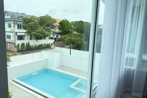 Casa de 5 dormitorios en Pattaya, Tailandia № 211147 - foto 19