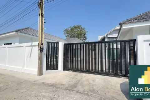 Maison à Pattaya, Thaïlande 4 chambres № 211142