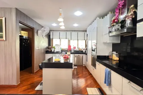Casa de 4 dormitorios en Pattaya, Tailandia № 211142 - foto 30
