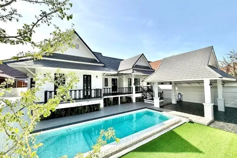 Casa de 3 dormitorios en Pattaya, Tailandia № 211145 - foto 16