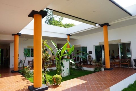 House in Chiang Mai, Thailand 5 bedrooms № 120135 - photo 4
