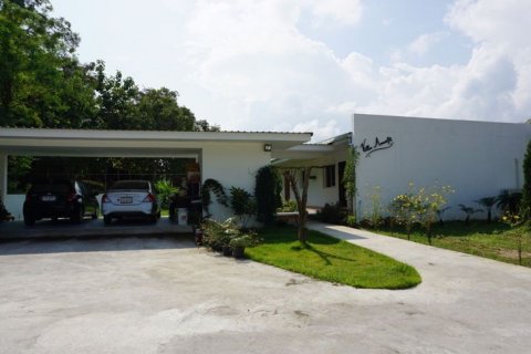 House in Chiang Mai, Thailand 5 bedrooms № 120135 - photo 28